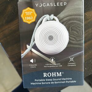 YogaSleep Rohm travel portable wireless compact sound machine